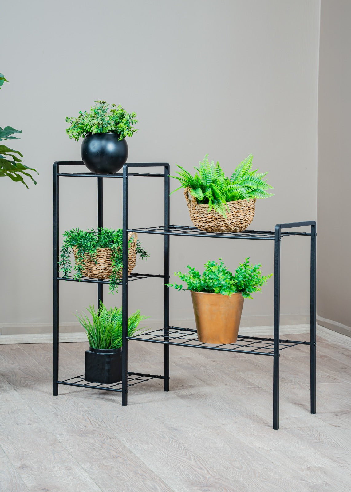 Blomster piedestal, sort metal