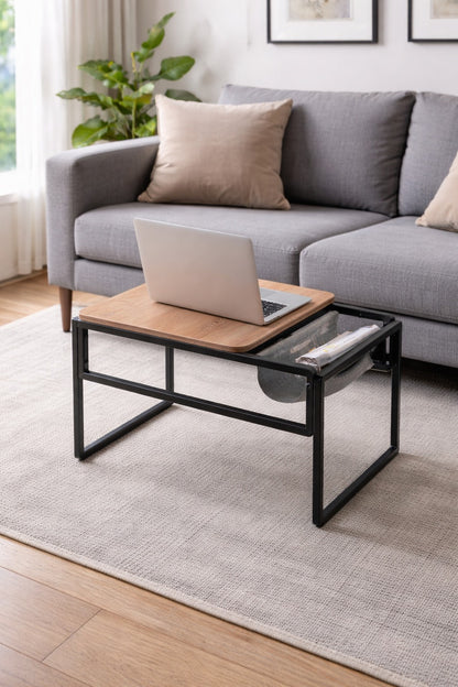Sidebord eller sofabord med magasinholder