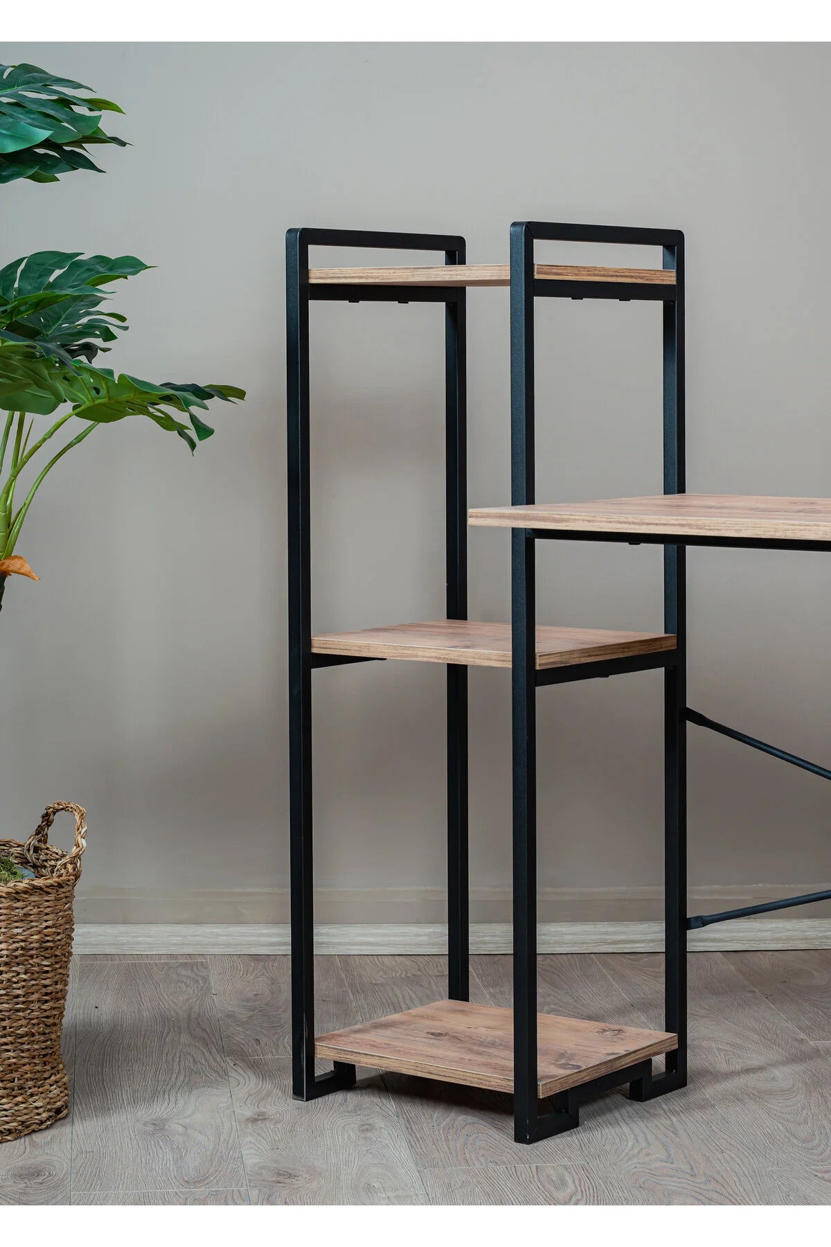 Skrivebord, metal / egetræsmønstret